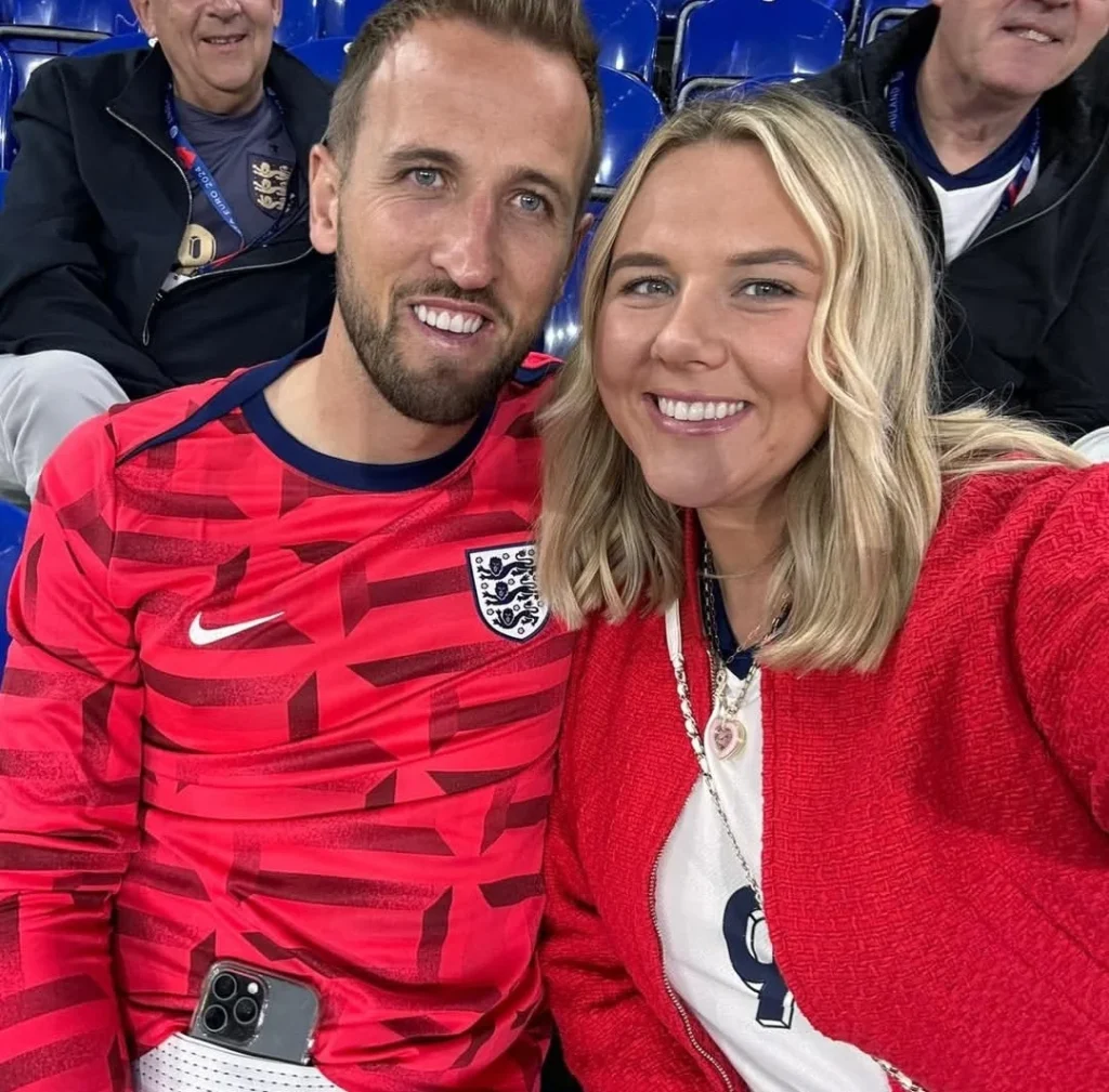 5 Katie Goodland, Cinta Masa Kecil Harry Kane yang Kini Jadi WAGs Paling Dikagumi 5 Katie Goodland, Cinta Masa Kecil Harry Kane yang Kini Jadi WAGs Paling Dikagumi